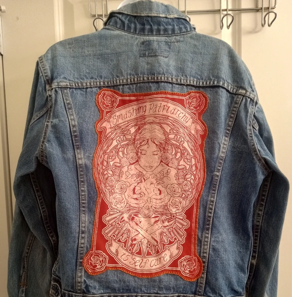 LEVI - Picture 2 of 2